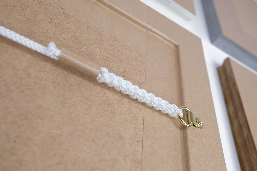 Hanging mount